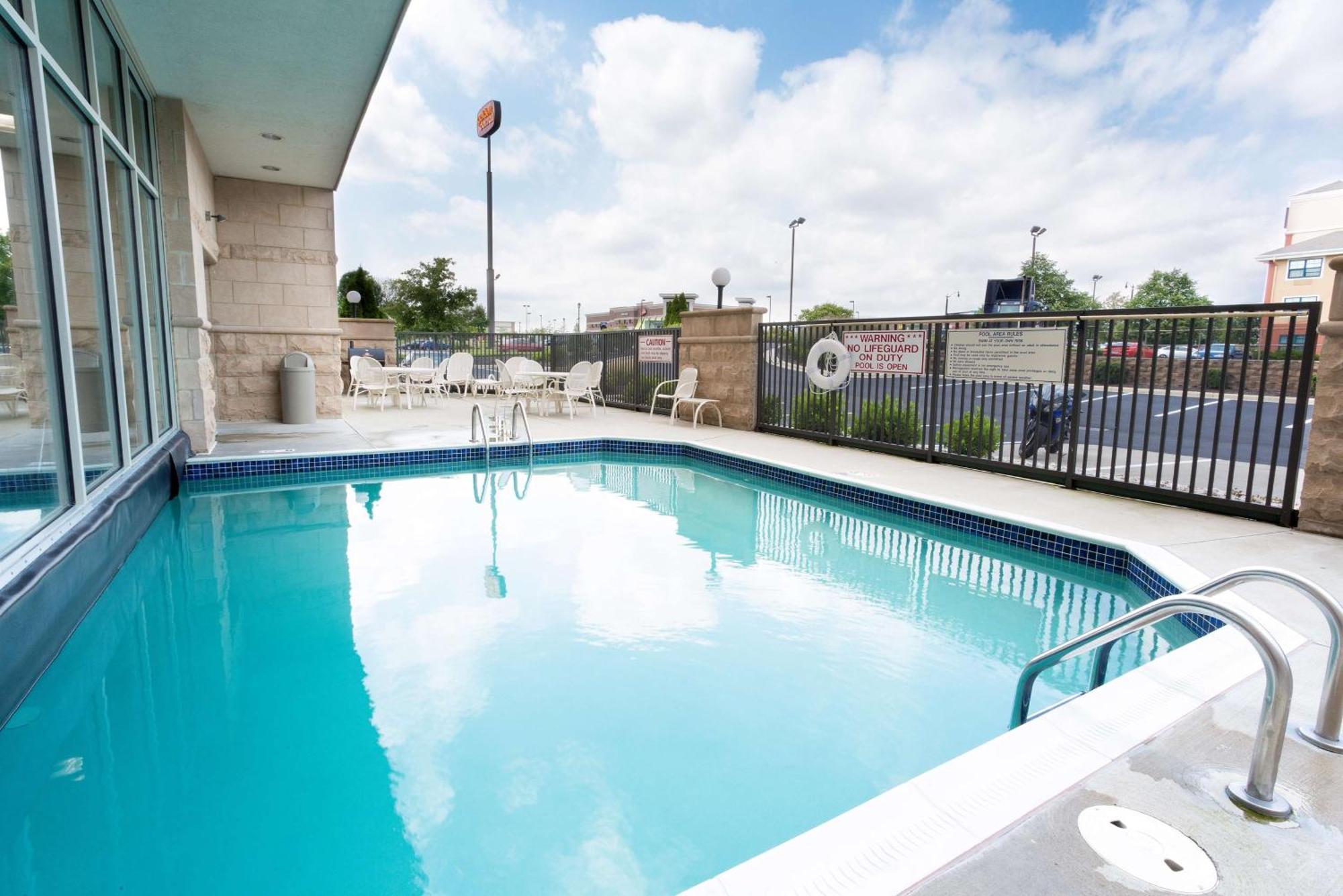 Drury Inn & Suites Dayton North Exteriér fotografie
