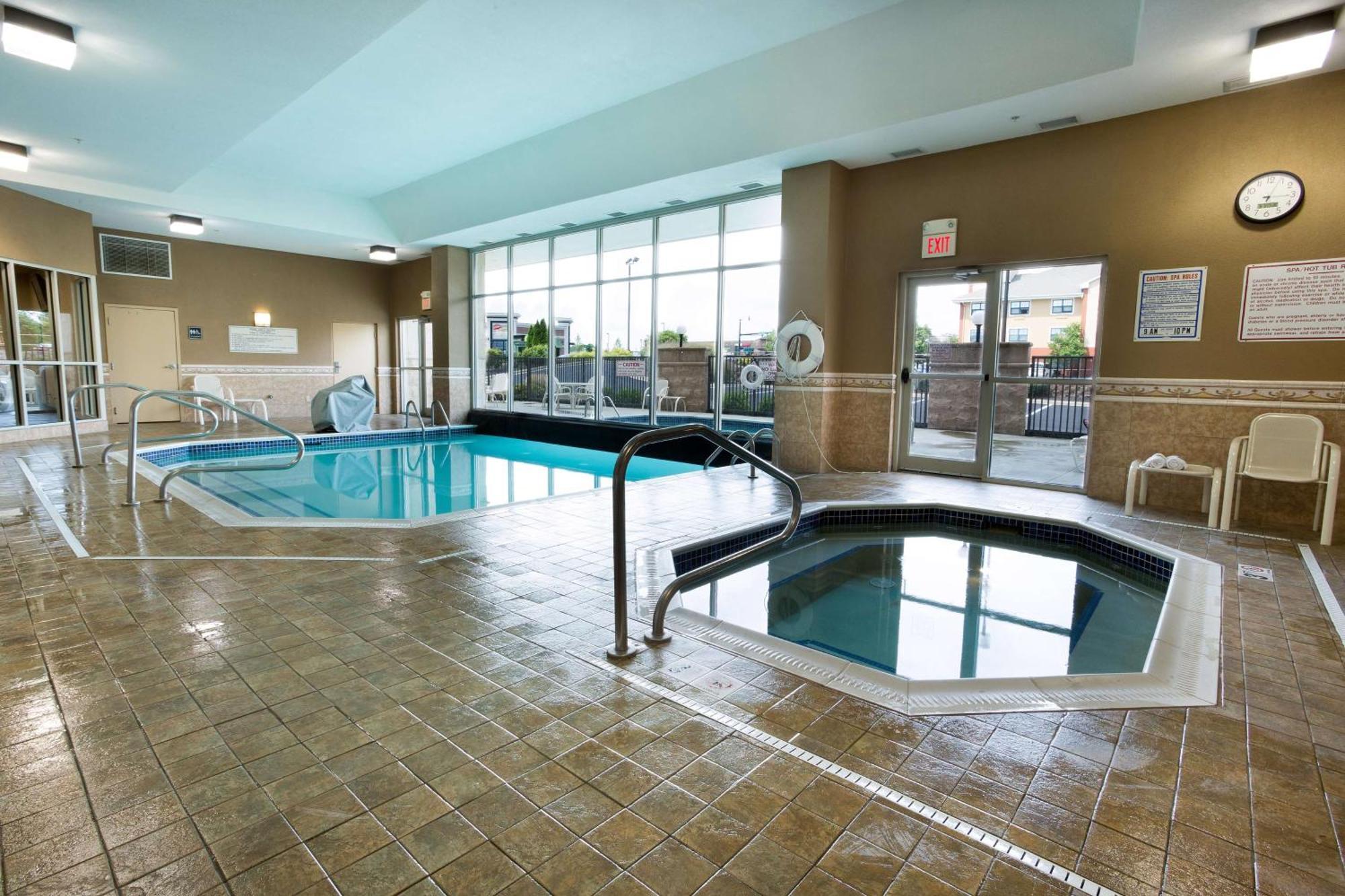 Drury Inn & Suites Dayton North Exteriér fotografie